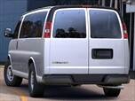 2017 Chevrolet Express 2500 Passenger photo