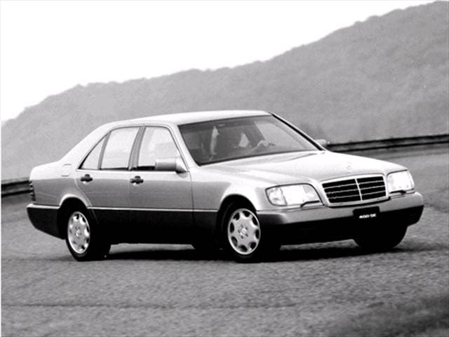 Mercedes-Benz 400 SE