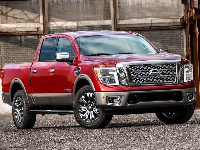 2017-2017 Nissan Titan Crew Cab