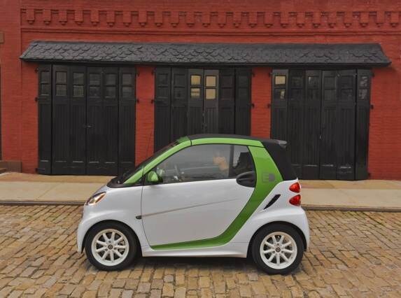 2013 smart fortwo electric drive will be most affordable EV in U.S. 3