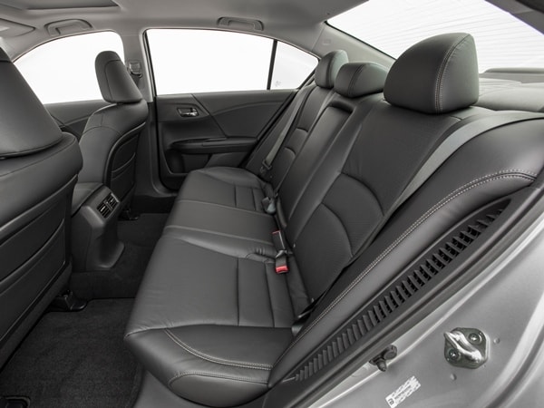 2014 Honda Accord Hybrid First Review: Hitting 50 mpg and Beyond 14