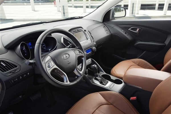 2014-hyundai-tucson-interior-front2-600-001.jpg (600×401)