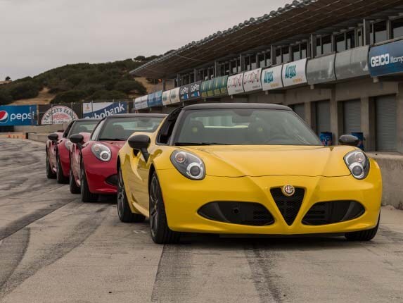 2015 alfa romeo 4c spider 04 600 001