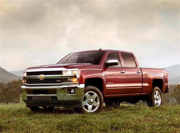 2015 Chevrolet Silverado 2500 HD/3500 HD pickups revealed - Kelley Blue ...