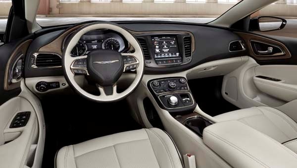 2015 Chrysler 200 First Review: An Entrant (Finally) Fit for a Tough Segment 27