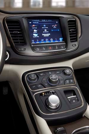 2015 Chrysler 200 First Review: An Entrant (Finally) Fit for a Tough Segment 29