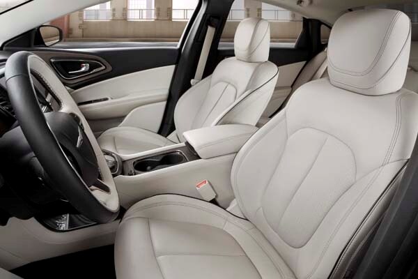 2015 Chrysler 200 First Review: An Entrant (Finally) Fit for a Tough Segment 33
