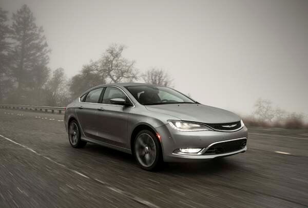 2015 Chrysler 200 First Review: An Entrant (Finally) Fit for a Tough Segment 22