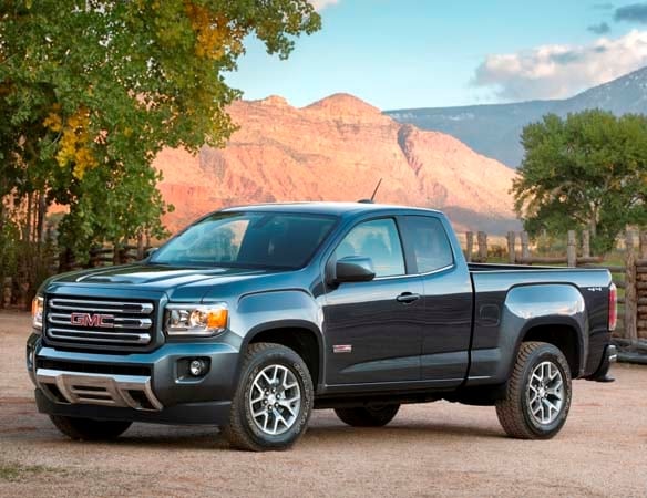 2015 Chevy Colorado Gmc Canyon Tops In Fuel Economy Kelley Blue Book