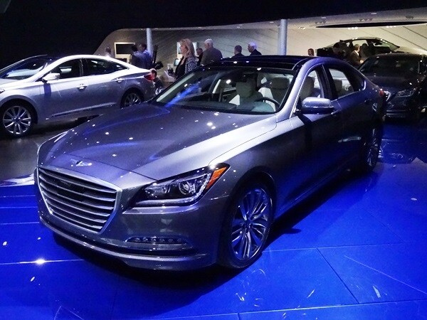 2015 Hyundai Genesis officially unveiled in Detroit