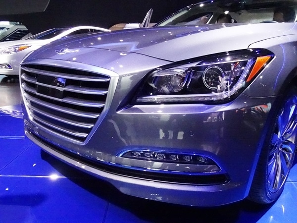 2015 Hyundai Genesis officially unveiled in Detroit 2