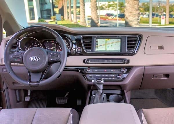 2015-kia-sedona-interior-front-dash-600-