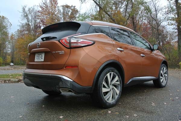 2015 Nissan Murano First Drive: Where Couples Socialize - Kelley Blue Book