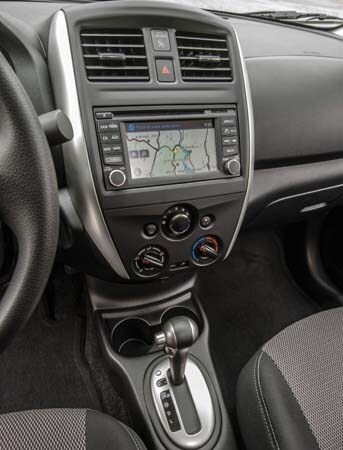 2015 nissan altima blue book