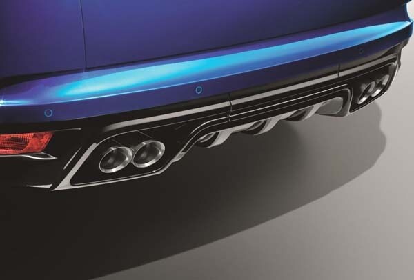 2015 Range Rover Sport SVR packs 550-hp 14
