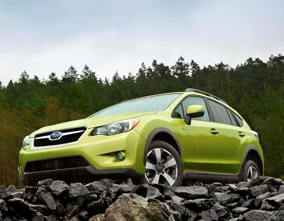 2015 Subaru XV Crosstrek offers EyeSight assist  Kelley Blue Book