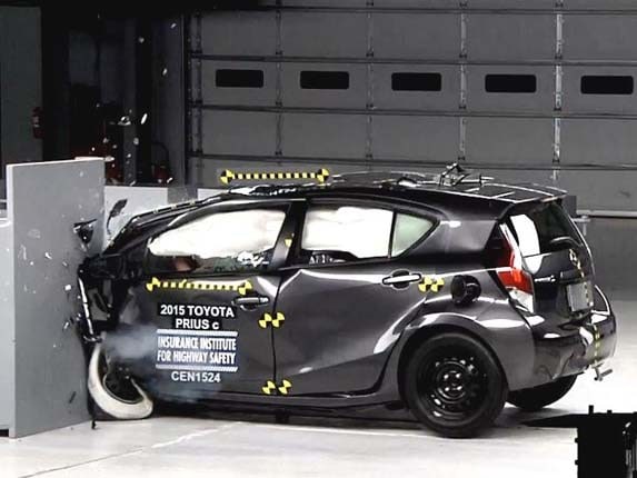 safety rating of toyota prius c #1