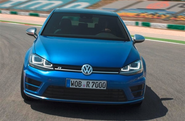 2015 Volkswagen Golf R makes U.S. debut in Detroit 28