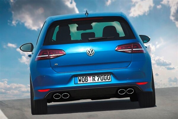 2015 Volkswagen Golf R makes U.S. debut in Detroit 29