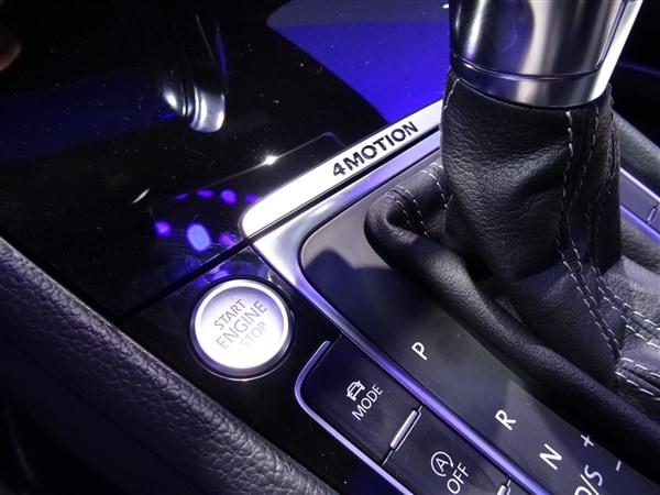 2015 Volkswagen Golf R makes U.S. debut in Detroit 6