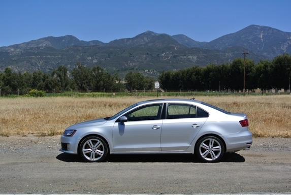 2015 Volkswagen Jetta GLI Quick Take - Kelley Blue Book