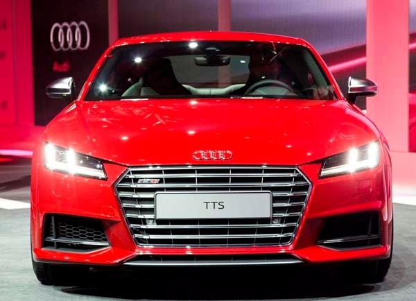 2016 Audi TT Coupe gains new edge 3