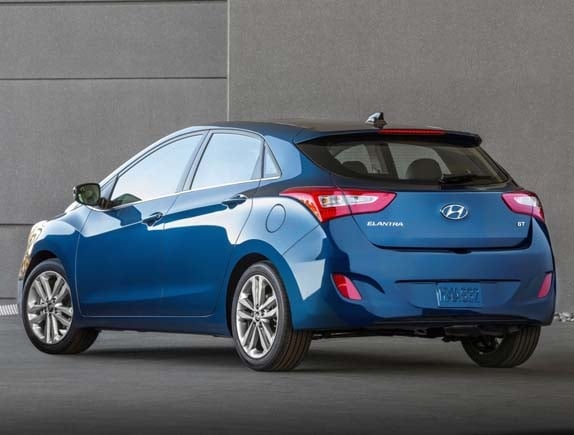 2016 Hyundai Elantra GT freshened - Kelley Blue Book