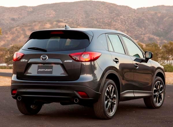 2016 Mazda CX-5 an impressive refresh adds more appeal - Kelley Blue ...