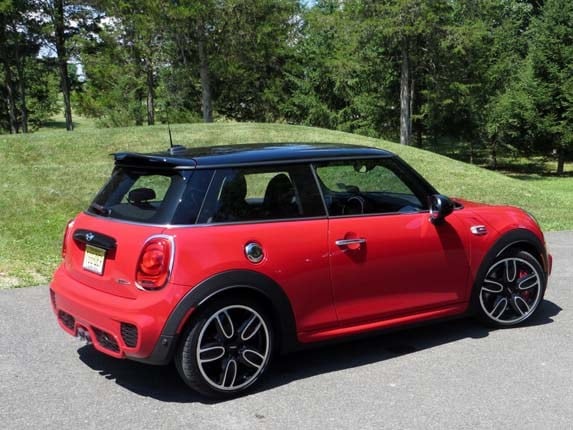 2015 Mini Cooper JCW Hardtop First Review - Kelley Blue Book