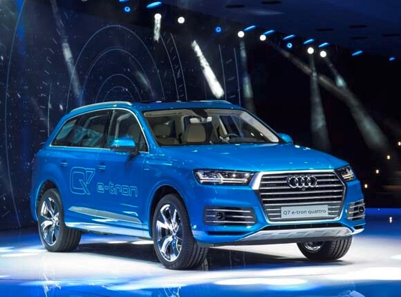 ratings safety car news 7 e arrival   a U.S. Q7 tron Audi for Quattro time the  go