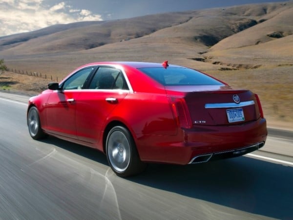 نيو لوك للسيارة العتيقة كاديلاك 2014 Cadillac CTS vs. 2014-cadillac-cts-rear-600-001