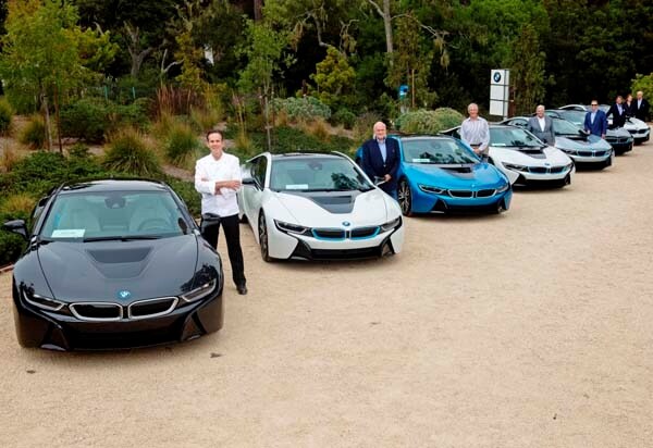 First production BMW i8 nets $825,000 for charity at auction 2