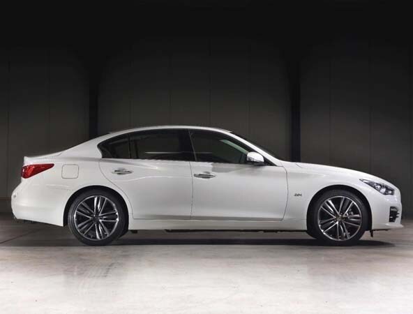 Infiniti Q50 Eau Rouge Concept showcases 560-hp twin-turbo V6 5