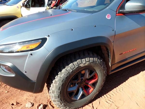 Jeep Confronts the Aftermarket Head-on With New Mopar Parts 17
