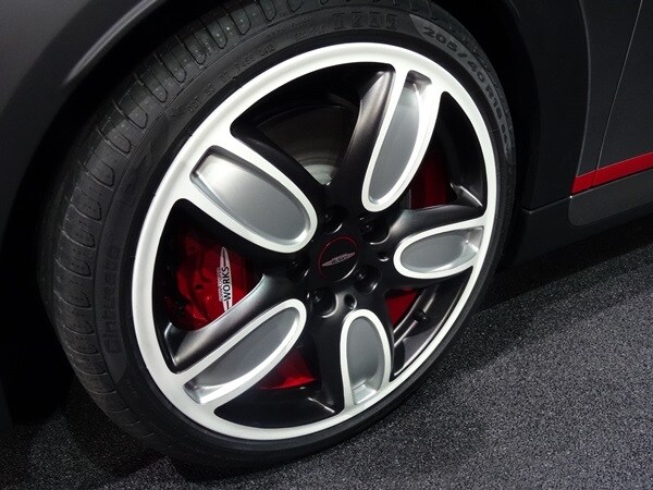 Mini John Cooper Works Concept revealed 7