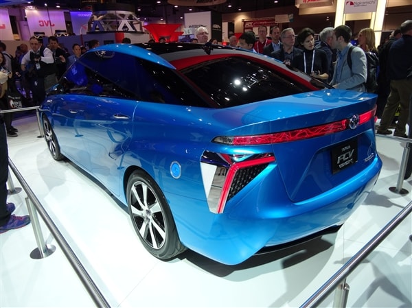 toyota unveils fuel cell concept #5