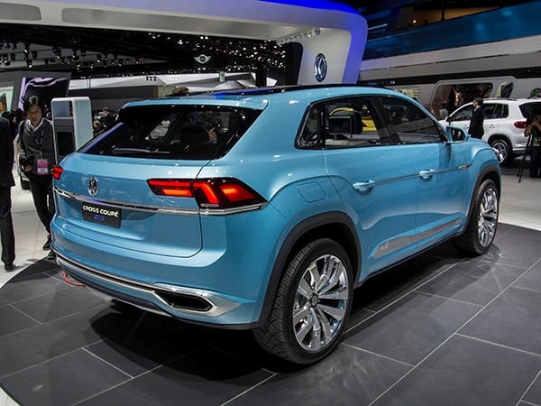 Volkswagen Cross Coupe Gte Mid Size Suv Of Tomorrow Kelley Blue Volkswagen Cross Coupe Gte Mid Size Suv Of Tomorrow Kelley Blue Book