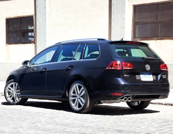 Volkswagen Golf SportWagen Concept previews new U.S. model 1