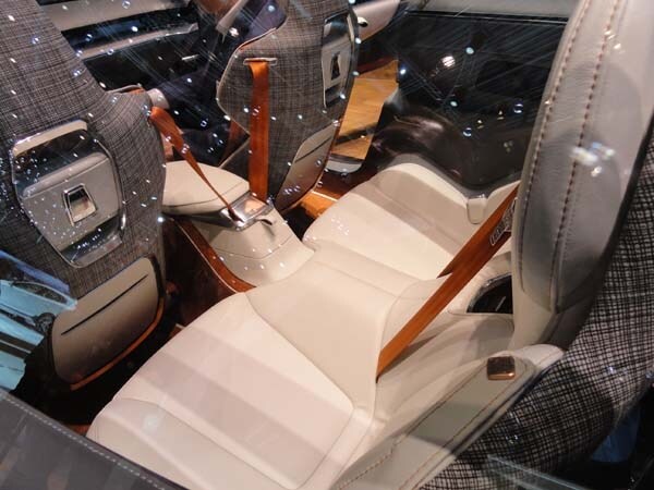 Volvo Concept Estate showcases intuitive new interface 18