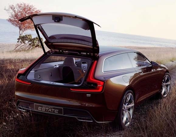 Volvo Concept Estate showcases intuitive new interface 28