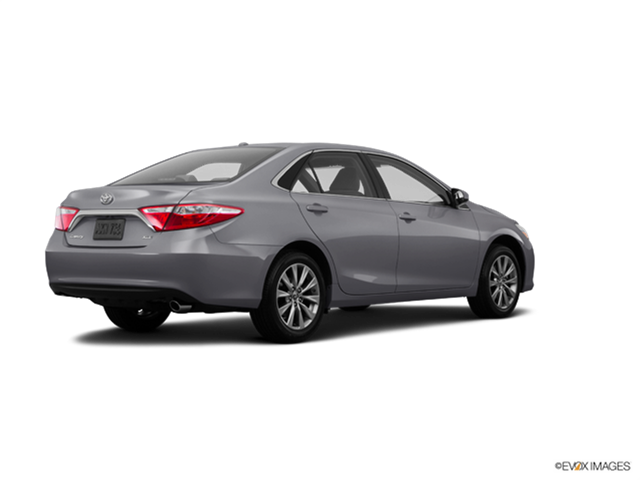2017 Toyota Camry XLE New Car Prices | Kelley Blue Book