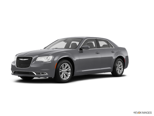 2018 Chrysler 300 Touring New Car Prices Kelley Blue Book New 2018 Chrysler 300 Touring