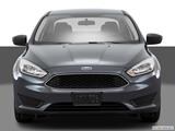 2018 Ford Focus Low/wide front photo