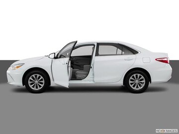 2017 Toyota Camry Pricing Ratings Reviews Kelley Blue Book 2017 Toyota Camry Interior Exterior