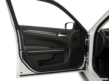2019 Chrysler 300 Pricing Ratings Amp Reviews Kelley