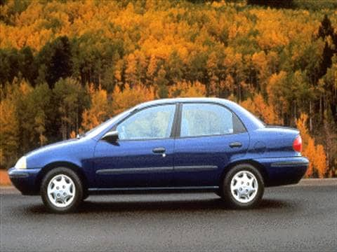 1996 Geo Metro Sedan 4D Pictures and Videos | Kelley Blue Book