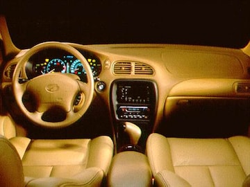 1998 Oldsmobile Intrigue Pricing Ratings Reviews Kelley Blue Book 1998 Oldsmobile Intrigue Interior