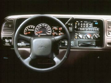 1999 chevrolet suburban 1500 pricing ratings reviews kelley