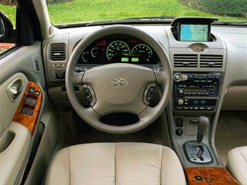2002 Infiniti I Pricing Ratings Reviews Kelley Blue Book 2002 Infiniti I Interior