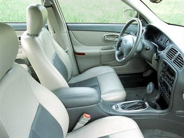 2002 Oldsmobile Intrigue Pricing Ratings Reviews Kelley Blue Book 2002 Oldsmobile Intrigue Interior